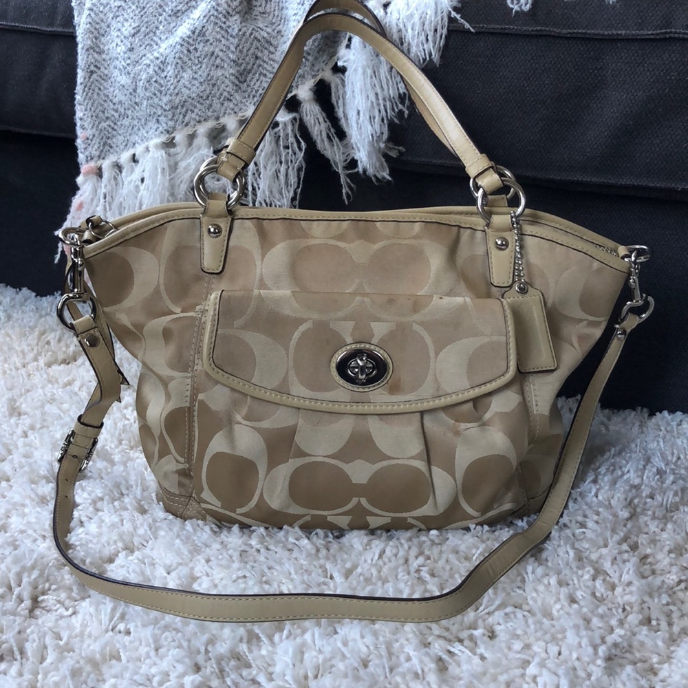 Coach Tote bag.